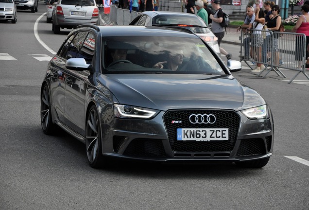 Audi RS4 Avant B8