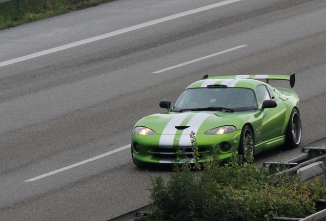 Dodge Viper GTS