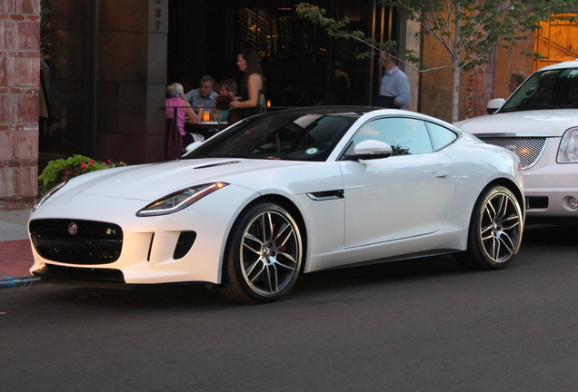 Jaguar F-TYPE R Coupé