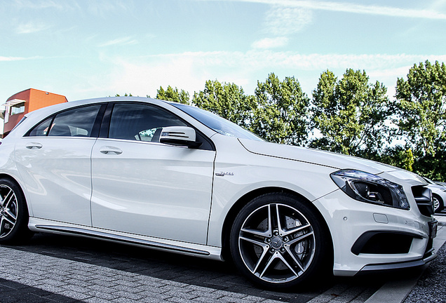 Mercedes-Benz A 45 AMG