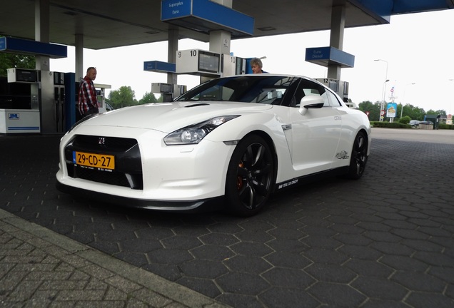 Nissan GT-R Switzer P800