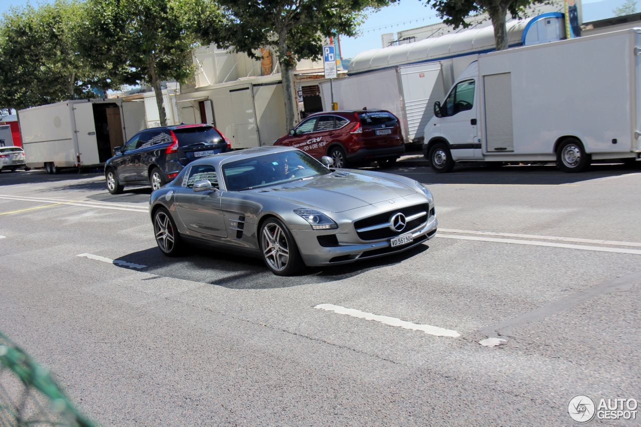 Mercedes-Benz SLS AMG