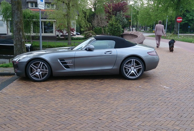 Mercedes-Benz SLS AMG Roadster