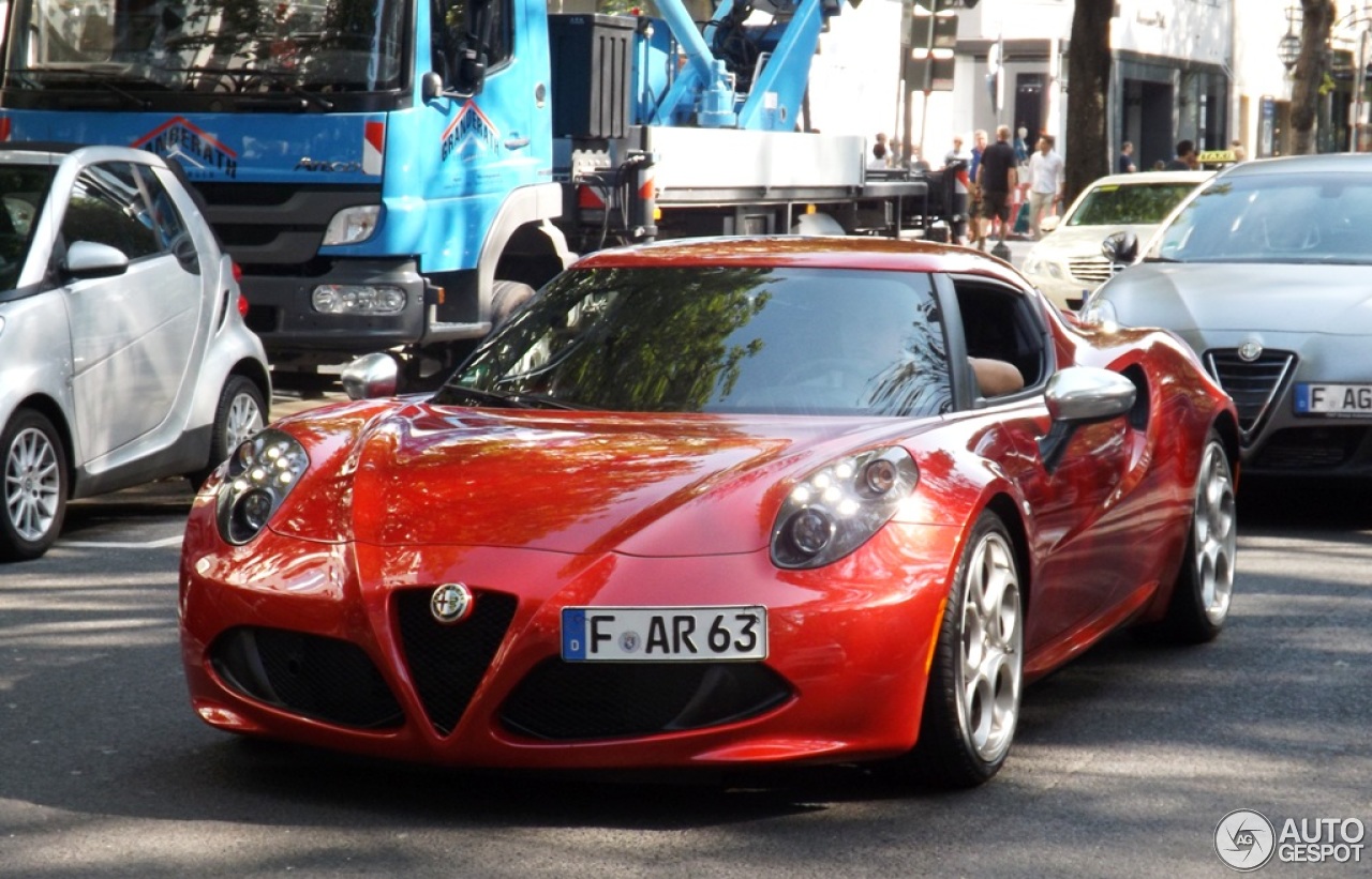 Alfa Romeo 4C Coupé