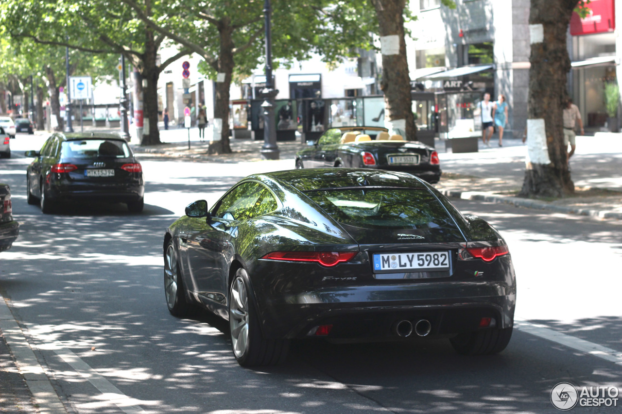 Jaguar F-TYPE S Coupé