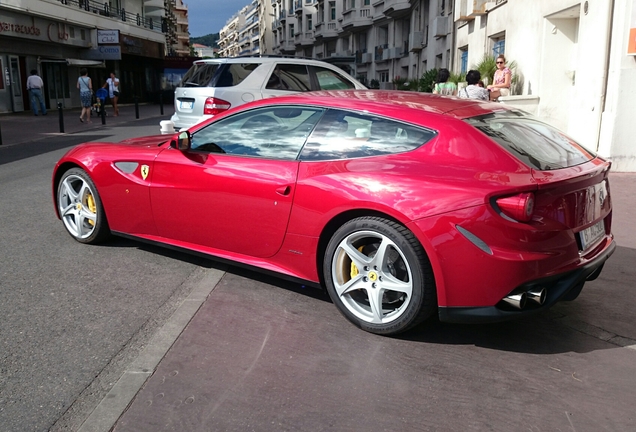 Ferrari FF