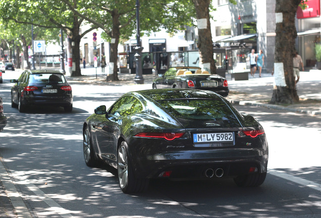 Jaguar F-TYPE S Coupé