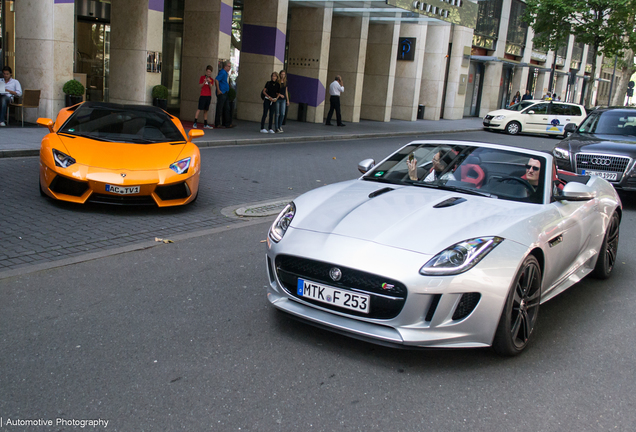 Jaguar F-TYPE S V8 Convertible