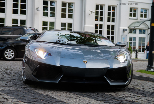 Lamborghini Aventador LP700-4 Roadster