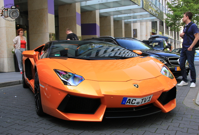 Lamborghini Aventador LP700-4 Roadster