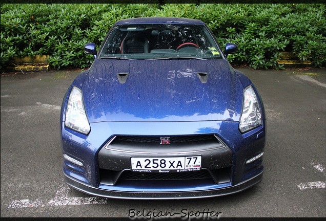 Nissan GT-R 2011