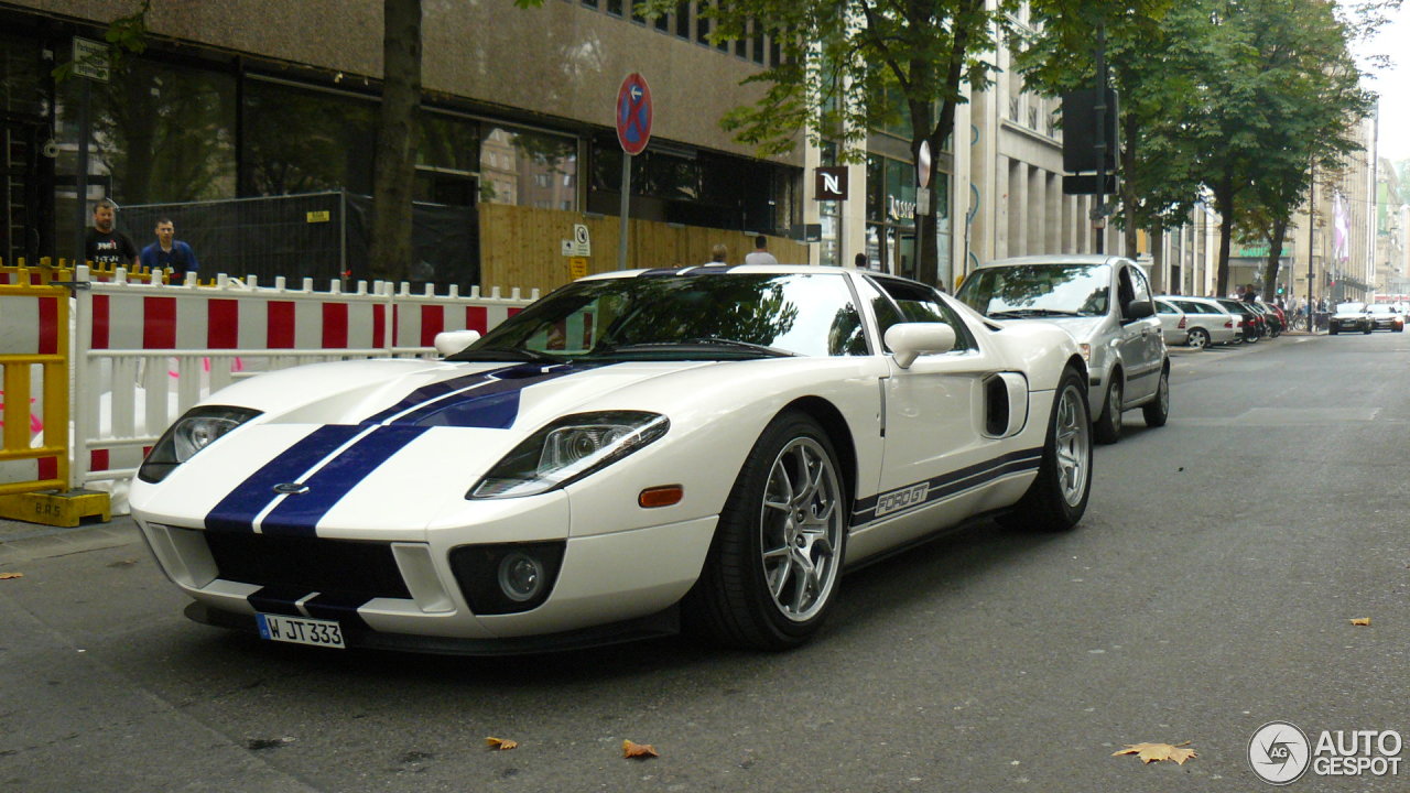 Ford GT