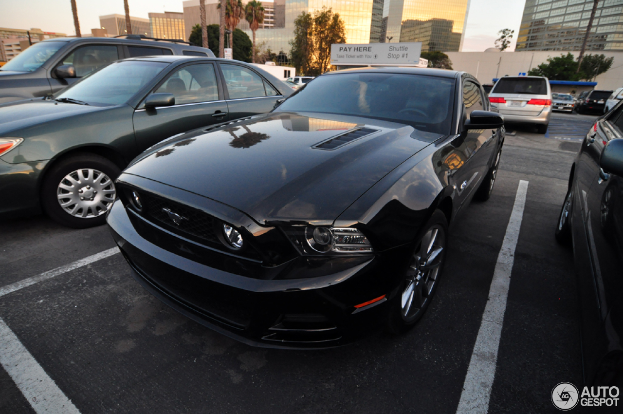 Ford Mustang GT 2013