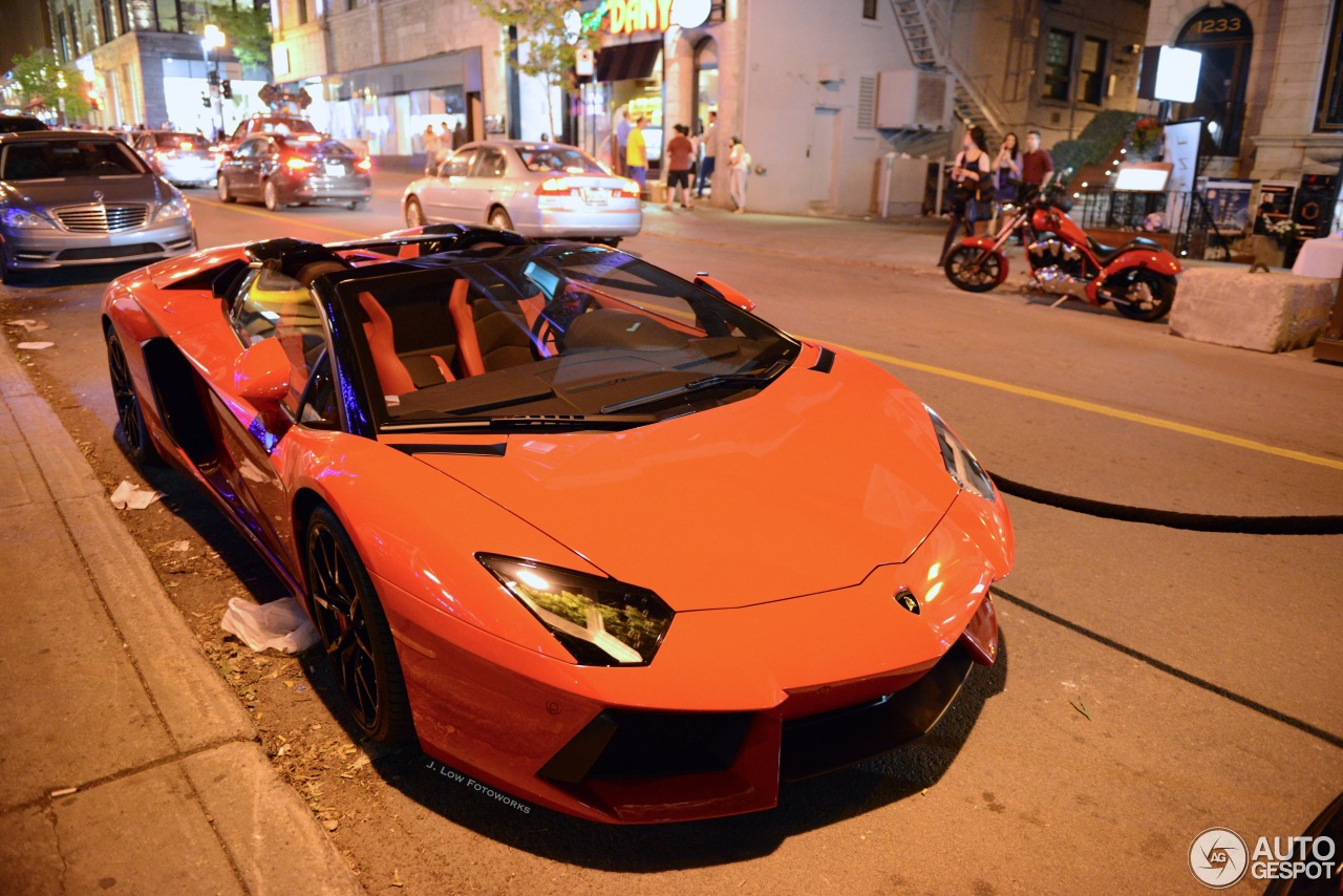 Lamborghini Aventador LP700-4 Roadster