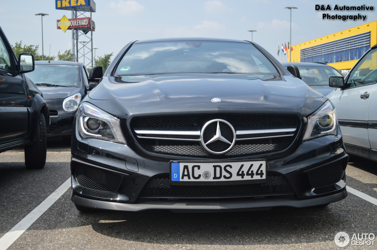 Mercedes-Benz CLA 45 AMG C117