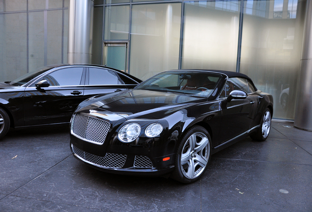 Bentley Continental GTC 2012