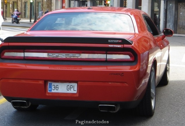 Dodge Challenger SRT-8