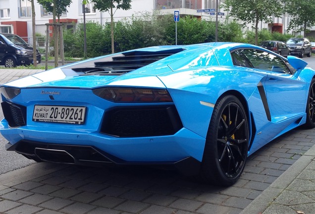 Lamborghini Aventador LP700-4