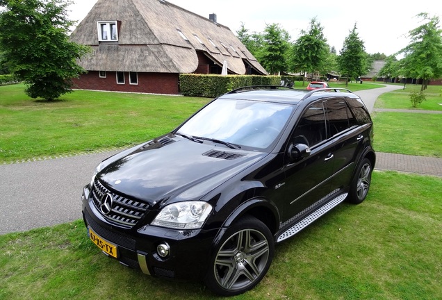 Mercedes-Benz ML 63 AMG W164