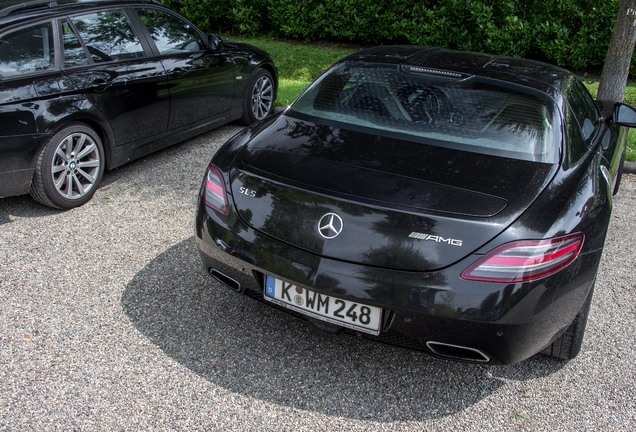 Mercedes-Benz SLS AMG