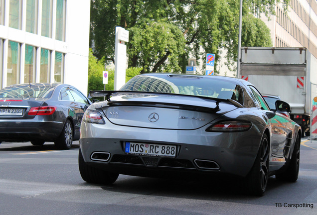 Mercedes-Benz SLS AMG GT Final Edition