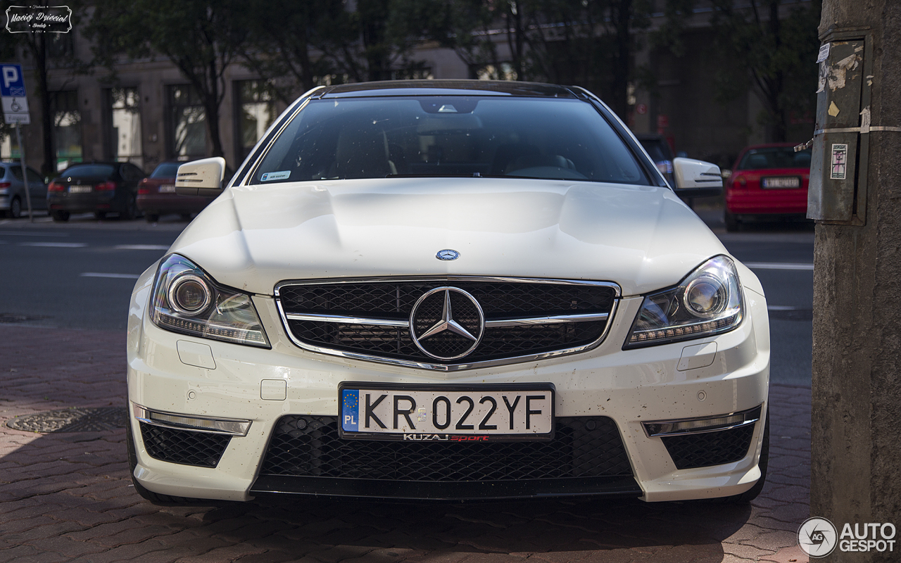 Mercedes-Benz C 63 AMG Coupé