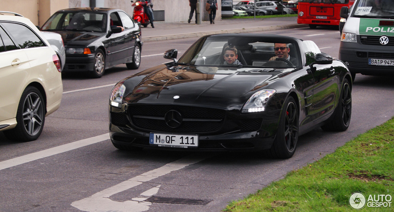 Mercedes-Benz SLS AMG Roadster