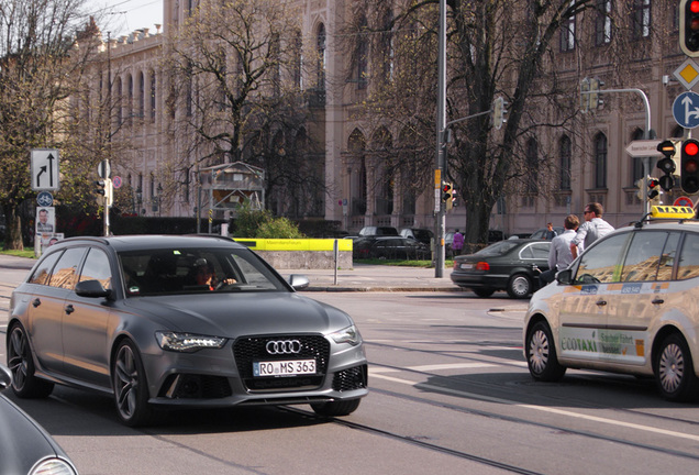 Audi RS6 Avant C7