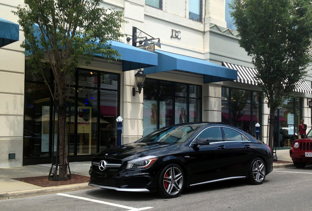 Mercedes-Benz CLA 45 AMG C117