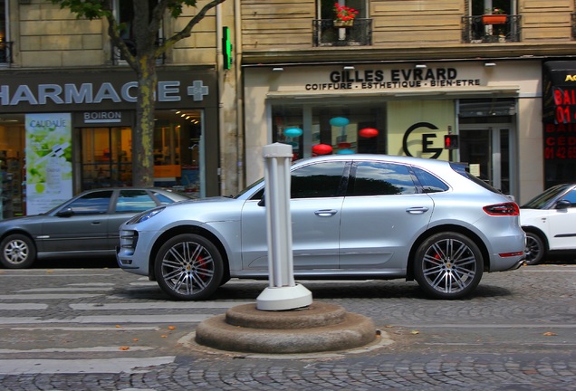 Porsche 95B Macan Turbo