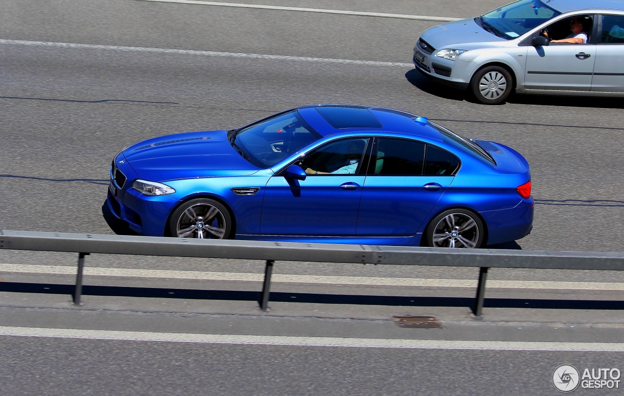 BMW M5 F10 2011