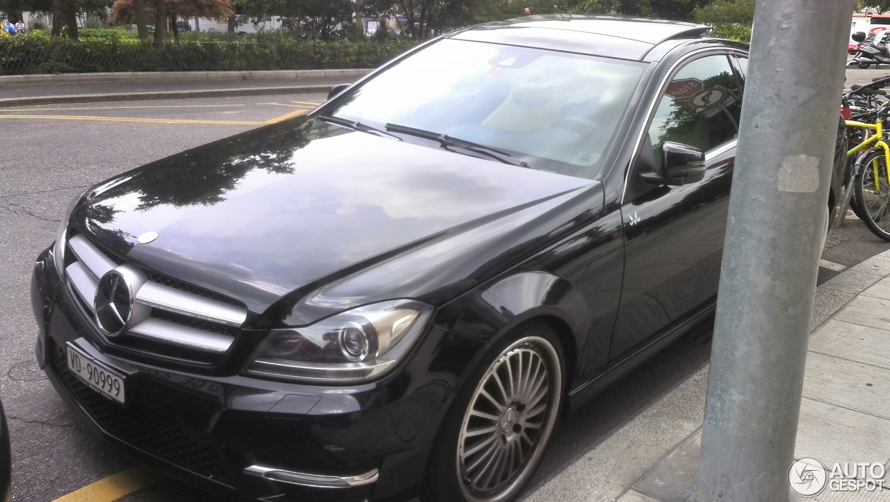 Mercedes-Benz C 63 AMG Coupé