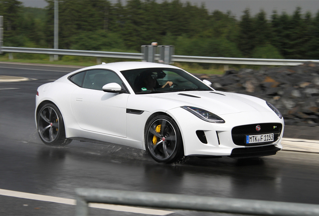 Jaguar F-TYPE R Coupé