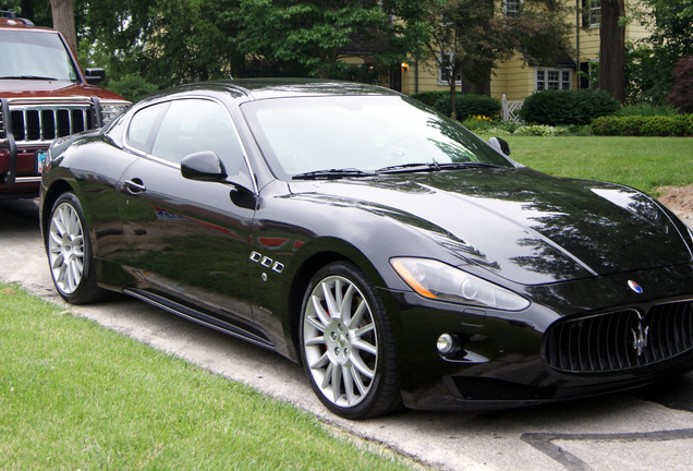 Maserati GranTurismo S Automatic