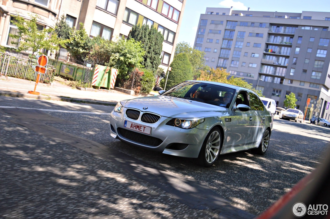 BMW M5 E60 2005