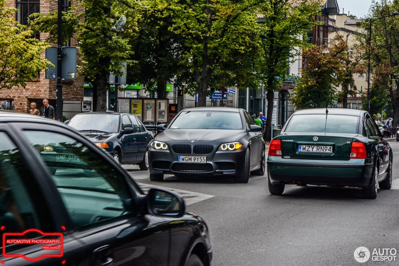 BMW M5 F10 2011