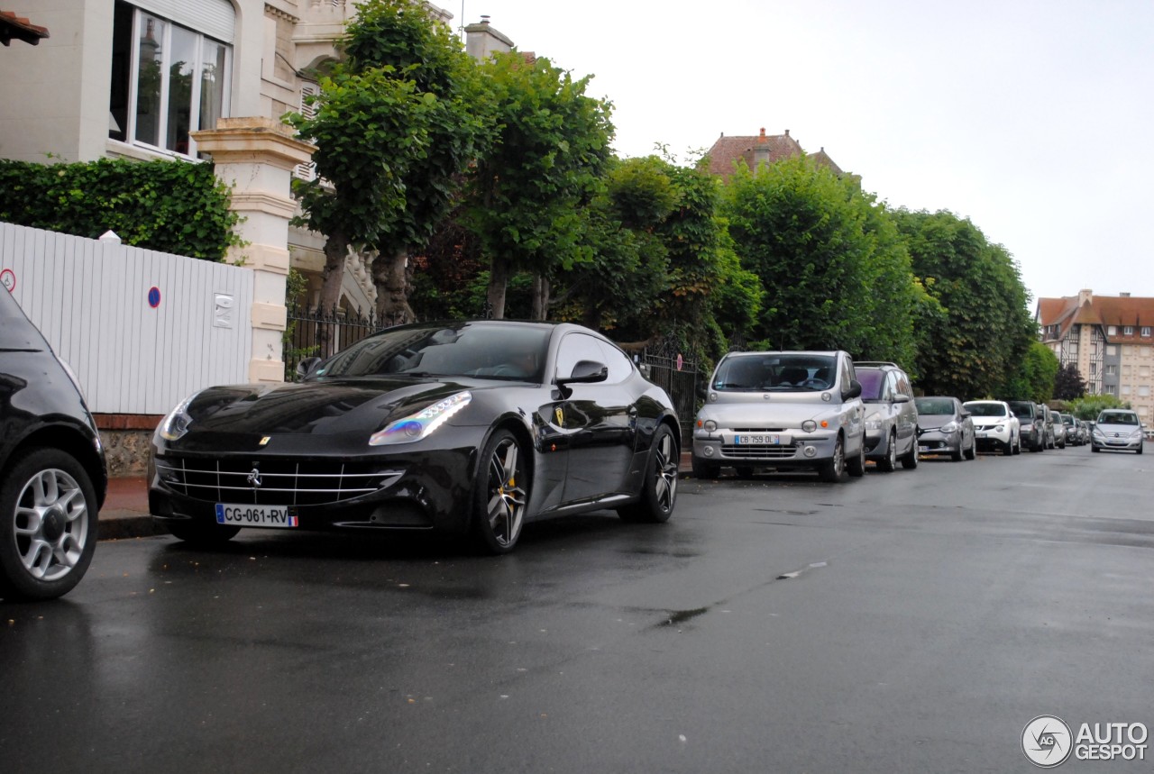 Ferrari FF