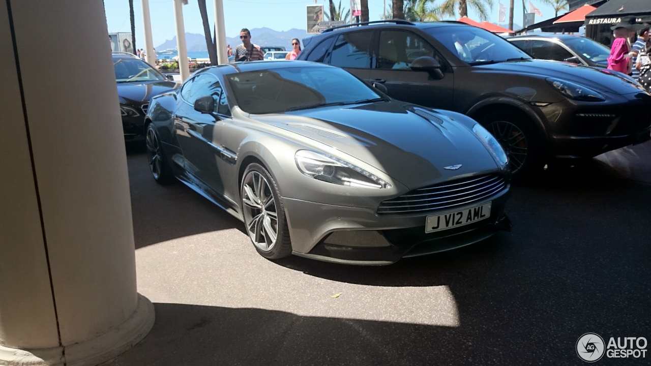 Aston Martin Vanquish 2013