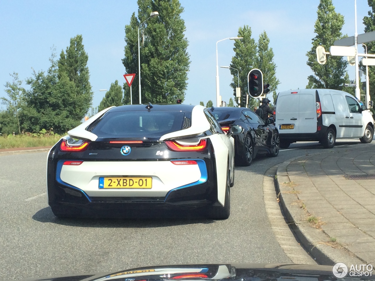 BMW i8