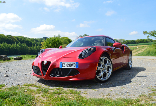 Alfa Romeo 4C Coupé