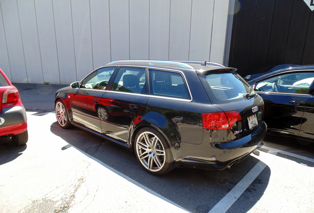 Audi RS4 Avant B7