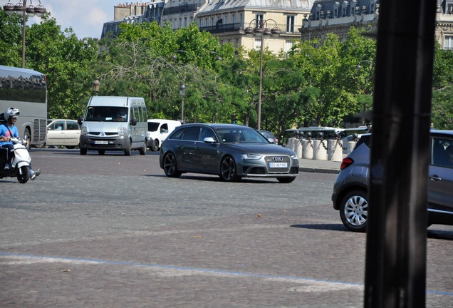 Audi RS4 Avant B8