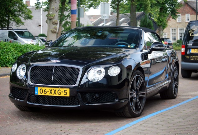 Bentley Continental GTC V8