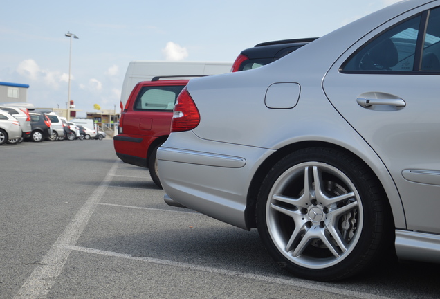 Mercedes-Benz E 55 AMG