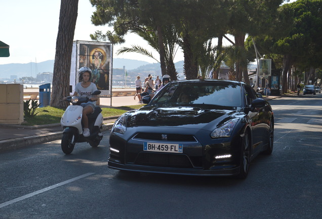 Nissan GT-R 2011