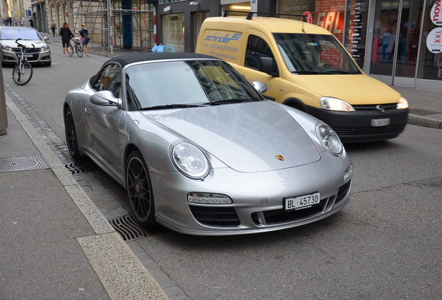 Porsche 997 Carrera 4 GTS Cabriolet