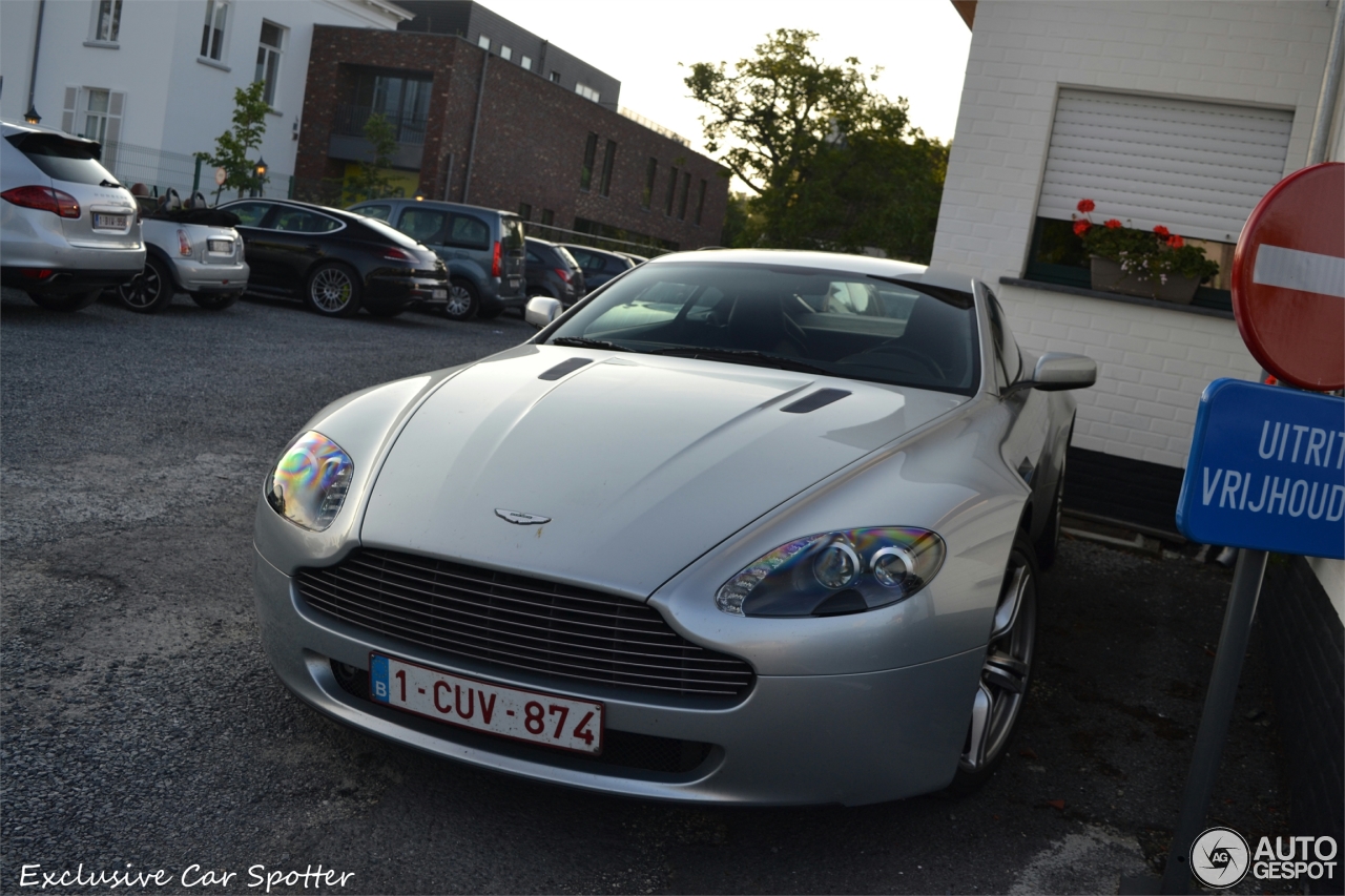 Aston Martin V8 Vantage