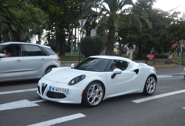 Alfa Romeo 4C Coupé