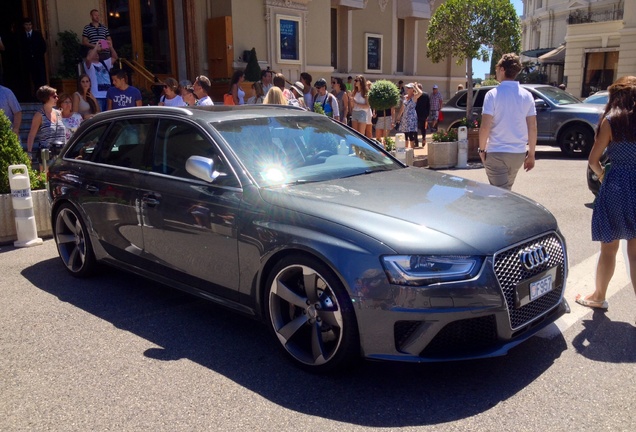 Audi RS4 Avant B8