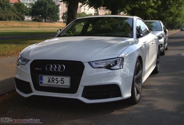 Audi RS5 B8 2012